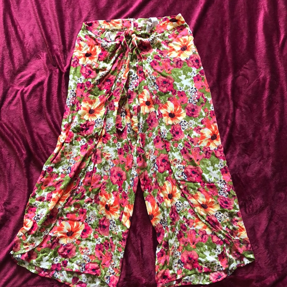 Boho Flowy Flower Pants
